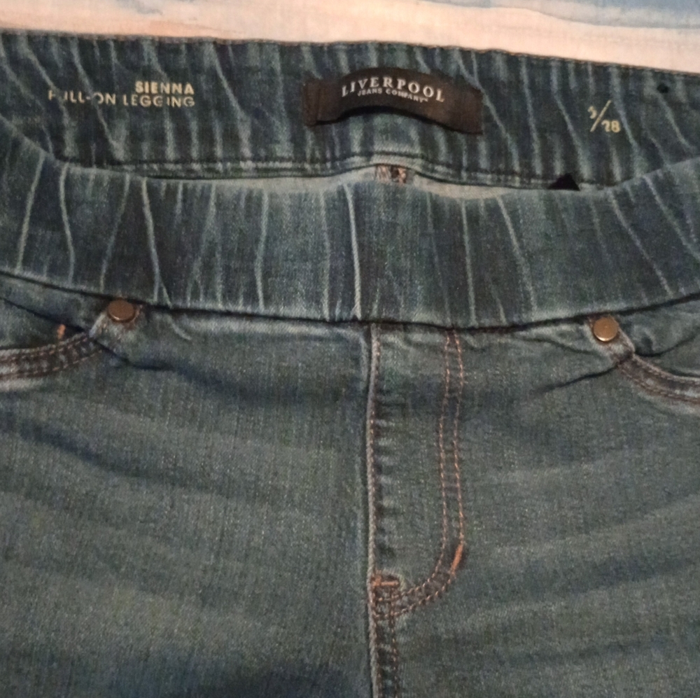 Liverpool Sienna Jeans - Picture 2 of 13